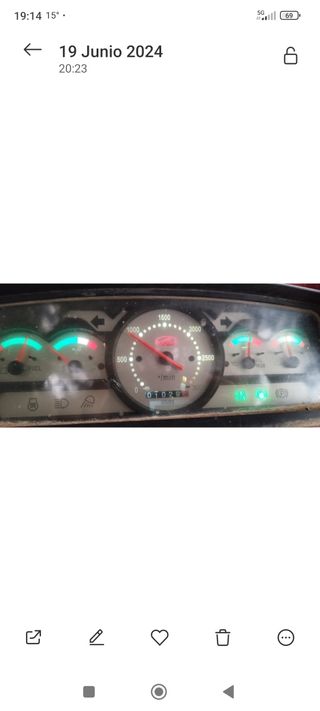 Tractor agrícola mahindra