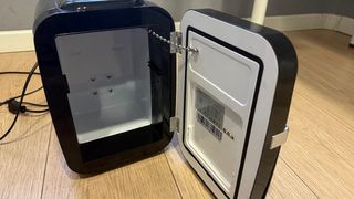Mini nevera