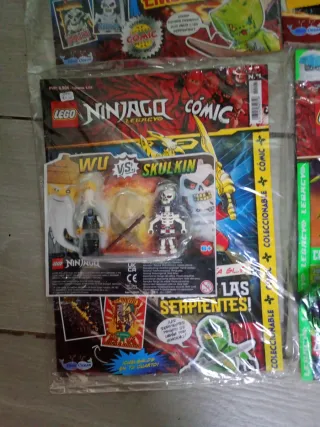 Lote 4 Revistas LEGO Ninjago Comic