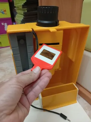 Proyector Happy Cam Amarillo 1980