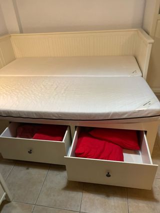 Cama nido extensible con cajones. Hemnes
