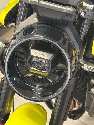 Husqvarna Vitpilen 801 2025 L