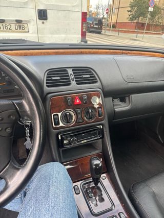 Mercedes-Benz CLK 2002