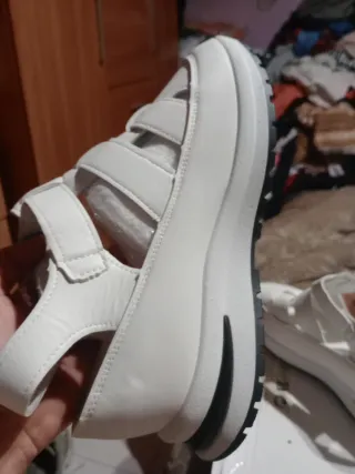 Zapatillas blancas de plataforma