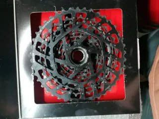 GRUPO COMPLETO SRAM  X01 11v ( 2 casetes....