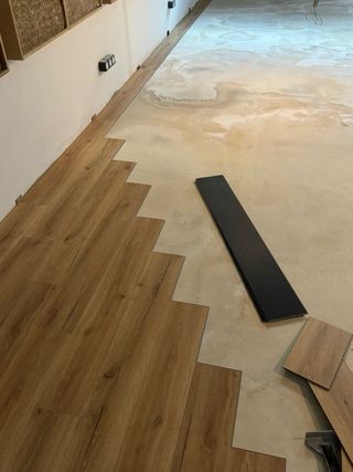 Instalación de tarimas, c