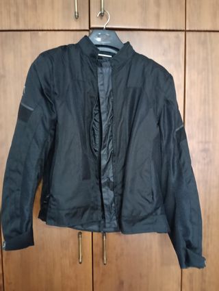 Chaqueta de moto negra
