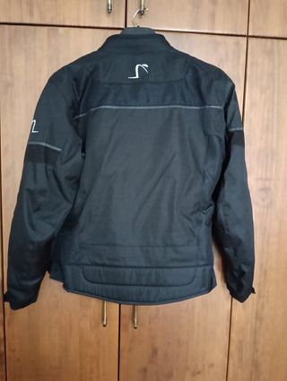 Chaqueta de moto negra