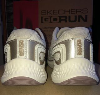 En venta/ Skechers Go Run Consisten, Talla36