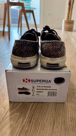 Zapatillas Superga serpiente marrones