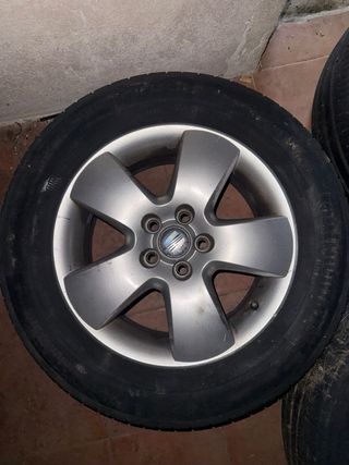 Llantas Seat León R15
