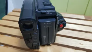 Videocámara Sony Handycam Vision Hi8