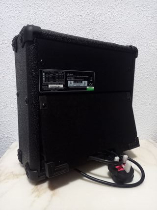 Amplificador de Guitarra Acústica de 15W