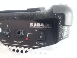 Amplificador de Guitarra Acústica de 15W