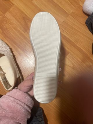 Zapatillas Esmara blancas y marrones