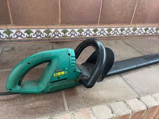 Cortasetos Bosch AHS 55