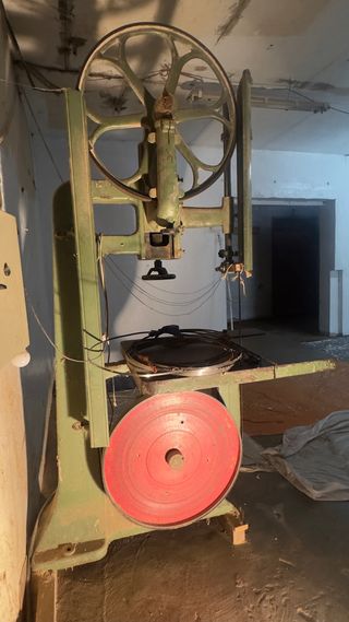 sierra de cinta industrial