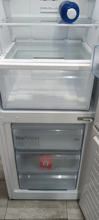 NEVERA COMBI BOSCH NO FROST ENERGÍA A+ 186 X 60