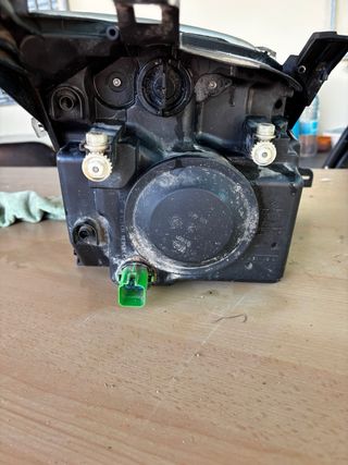 Faro Izquierdo Ford Fiesta