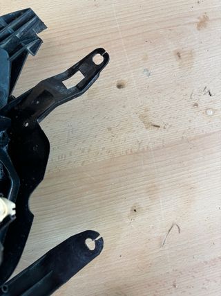 Faro Izquierdo Ford Fiesta