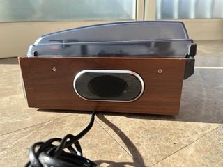 Giradischi vintage Soundmaster con Radio