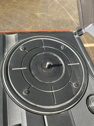 Giradischi vintage Soundmaster con Radio