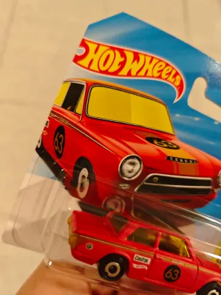 Hot Wheels Lotus Cortina red