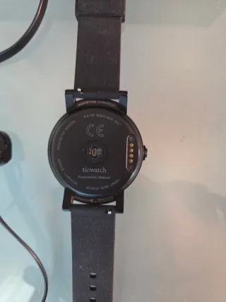 Vendo ticwatch e con android wear