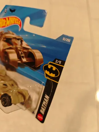 Hot Wheels Batmobile Dark Knight Batman tumbler