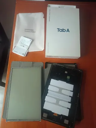 Samsung Galaxy Tab A (AVERIADA)