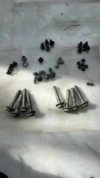 Soporte Rueda Repuesto VW Touareg Kit 7L