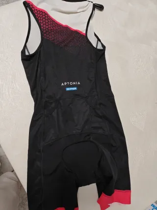 Maillot Aptonia Negro y Rosa Talla L