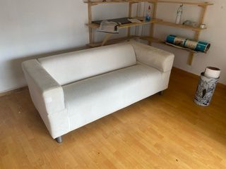 Sofá de tela blanco
