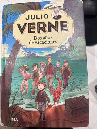 Dos años de vacaciones / Two Years Vacation (Ju...