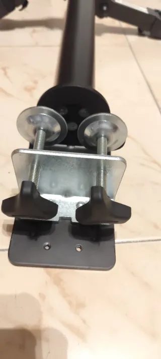 Soporte mesa   para 2 pantallas  30"