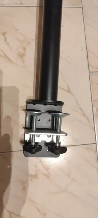 Soporte mesa   para 2 pantallas  30"