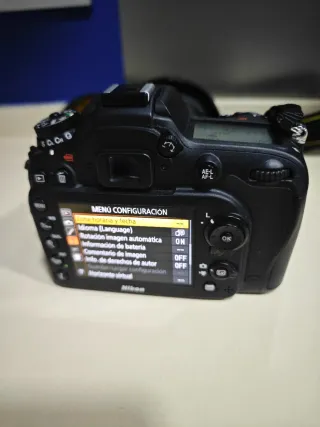 Cámara Nikon D7100 18/200VR+ Mochila