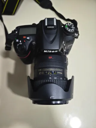 Cámara Nikon D7100 18/200VR+ Mochila