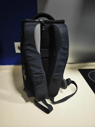 Cámara Nikon D7100 18/200VR+ Mochila