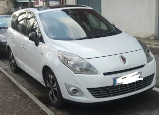 Renault Grand Scenic 2010
