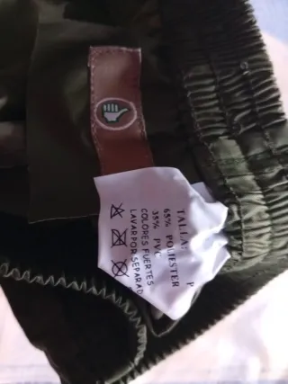 Traje de aguas verde