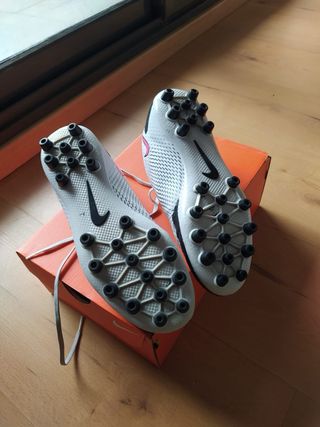 Botas de fútbol Nike Phantom