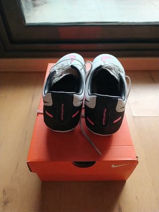 Botas de fútbol Nike Phantom