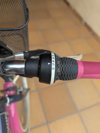 Bicicleta infantil B'TWIN azul y rosa de 24"