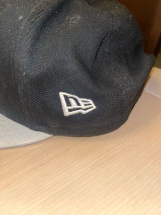 Gorra New Era Raiders Negra y Gris