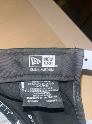 Gorra New Era Raiders Negra y Gris