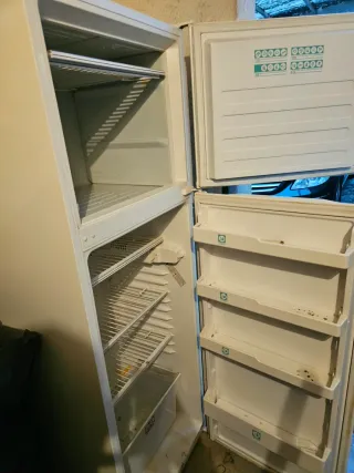 Frigorífico blanco 2 puertas