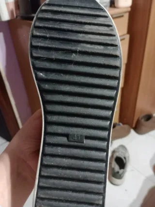 Zapatillas bordadas multicolor