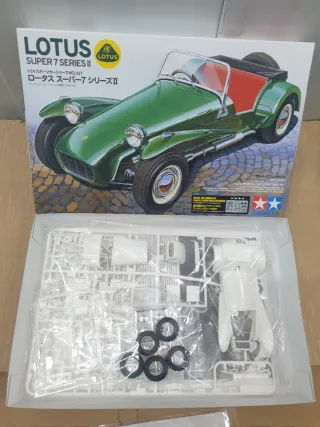 Maqueta Tamiya Lotus Super 7 Series II 1/24