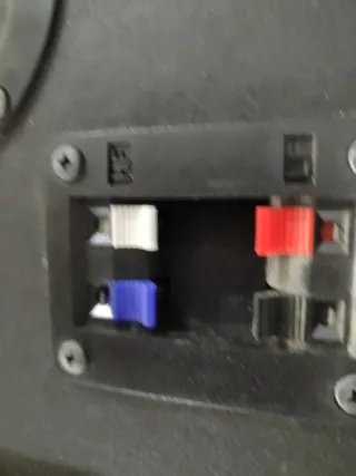 Altavoces Technics Negros y Grises